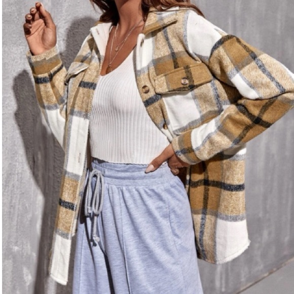 Plaid button down coat - Picture 6 of 6